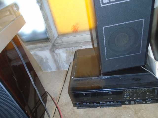 виниловый  проигрыватель  Philips F1180 (Holland)