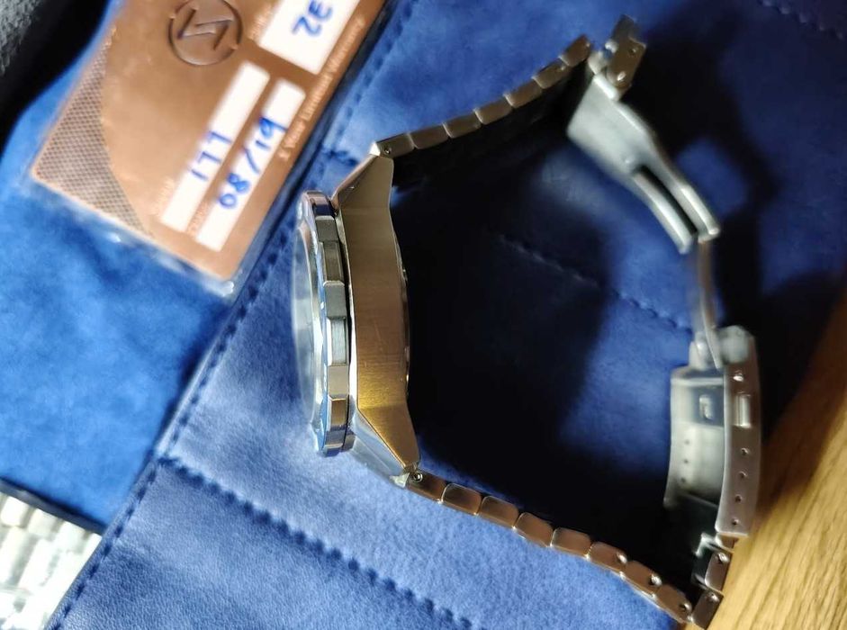 Zelos automatic 42mm Midnight blue, 300м дайвър, сапфир, керамика