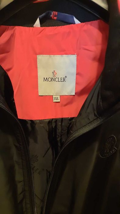 Ново, неизползвано мъжко яке Moncler 3XL