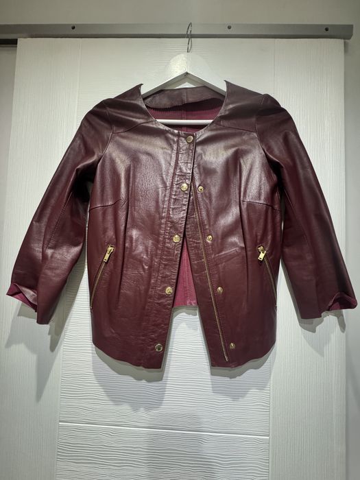 Бургунди кожено яке