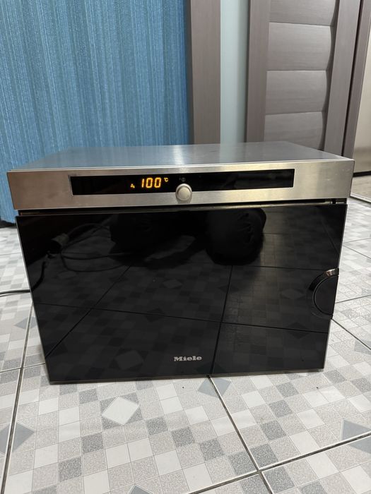 Cuptor electric  abur Miele