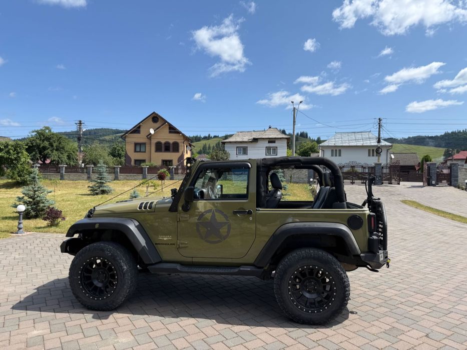Jeep Wrangler Sahara 2014 – 2.8 CRD, 200 CP – Întreținut Impecabil