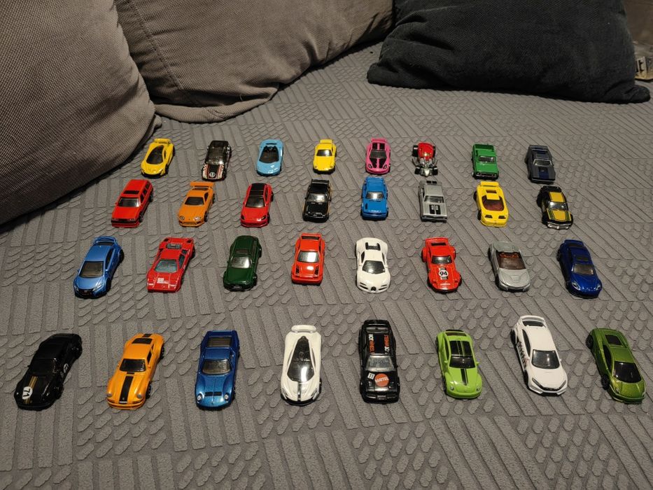 Колички Hot wheels