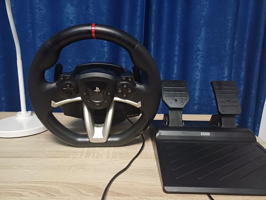 Playstation 5 cu 9 jocuri + volan+2 manete vând si separat