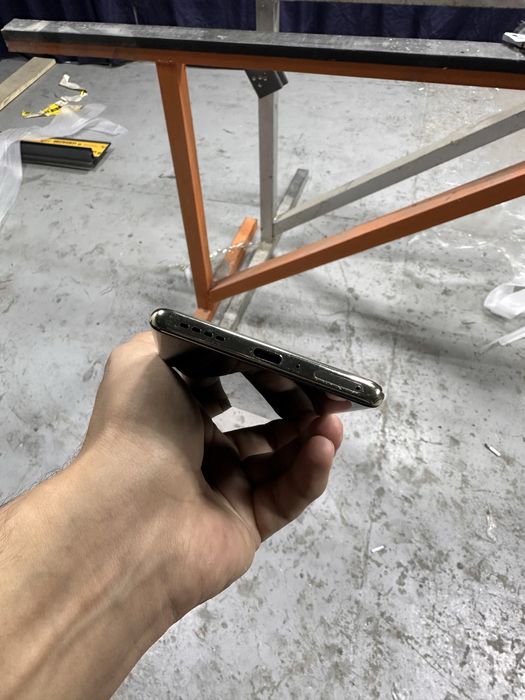 Infinix Note 40 pro sotiladi srochna