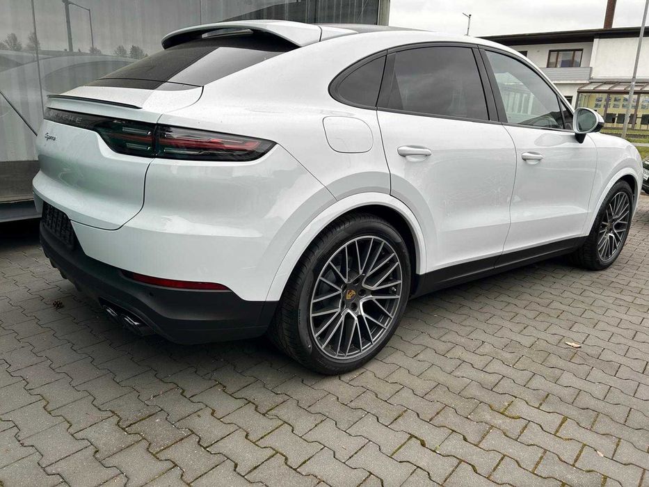 Porsche Cayenne Coupe SportChrono ZERO KM 2024