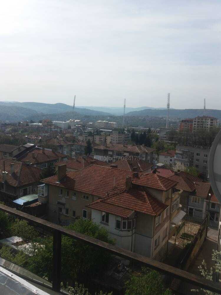Дава се под наем Етаж от къща в Велико Търново, Акация - 17 кв.м за 204 € - Снимка #3