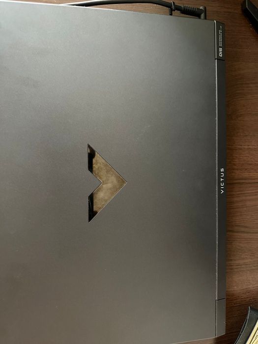 Vand Laptop Gaming HP Victus 15