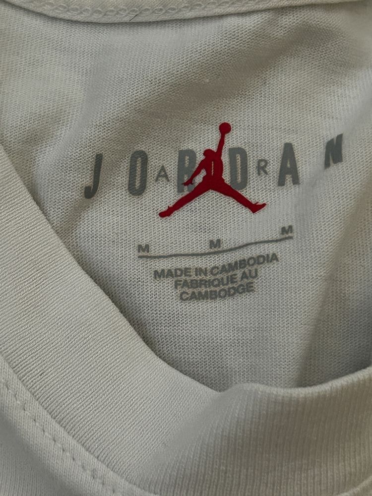 Бяла тениска jordan