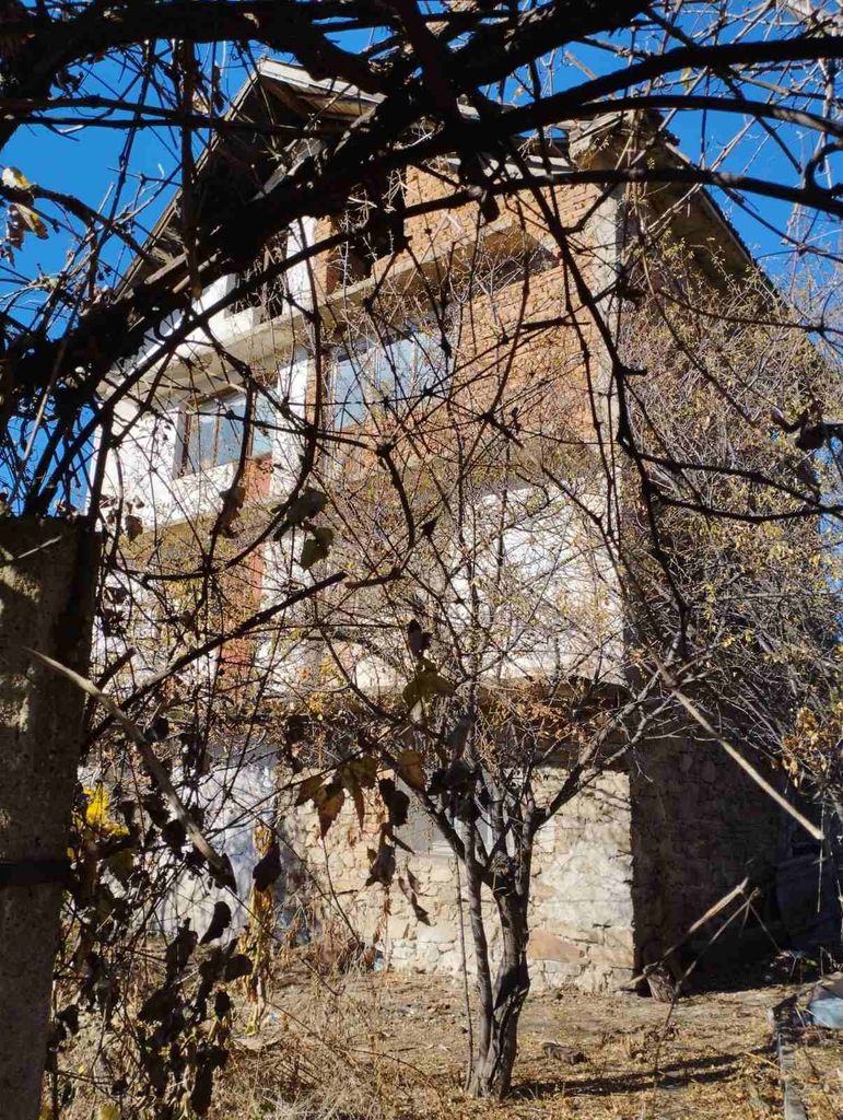 Продава се Къща в с. Горно вършило, Област Пазарджик - 210 кв.м за 365 €/кв.м - Снимка #2