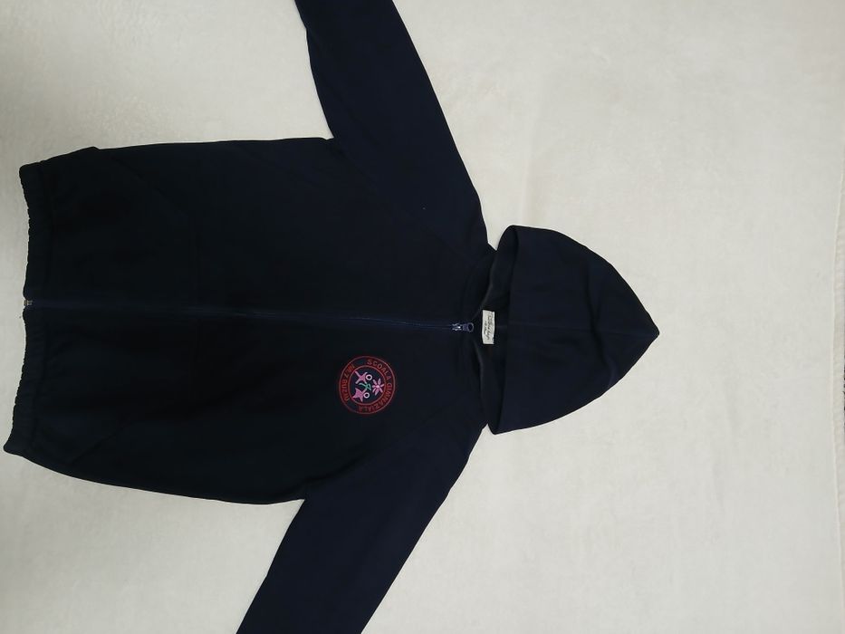 Vând hanorac de Școală ptr.băiat