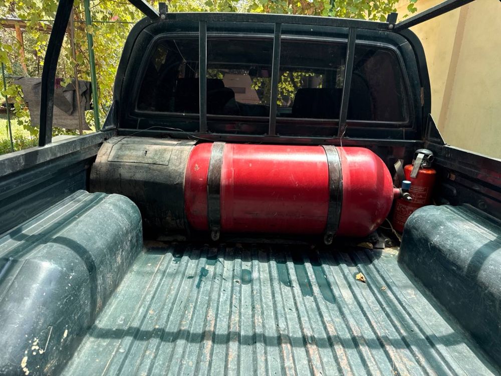 Tayota Hilux pikap