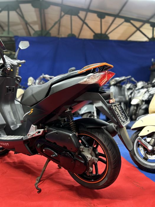 Peugeot speedfight 3 2t