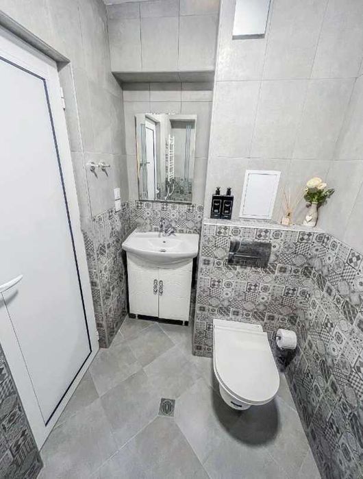 Тристаен апартамент  в ж.к Кръстова вада
