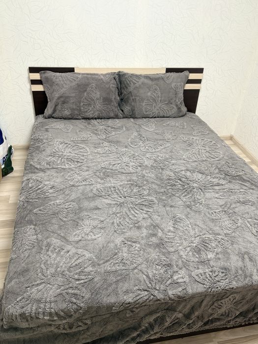 Плюшени чаршафи с ластик и кълъфки