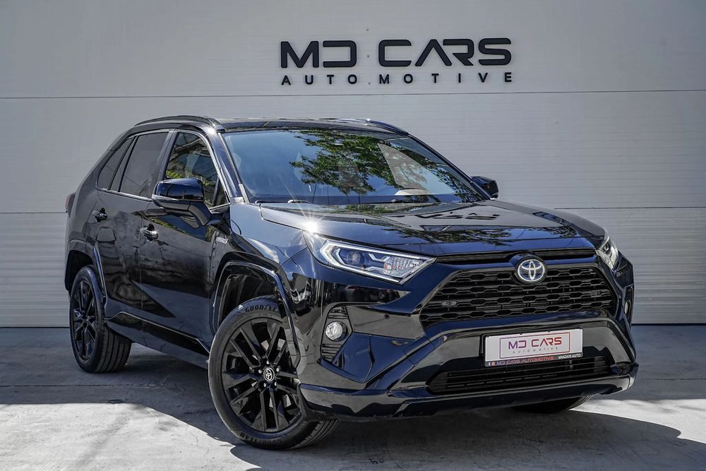 Toyota RAV4 4x4/ Black edition/ Keyless/ Full LED/ JBL