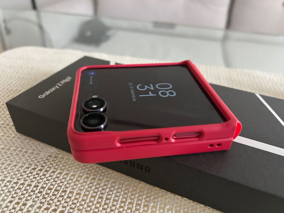 Telefon Samsung Galaxy Z Flip 7 Coral Red