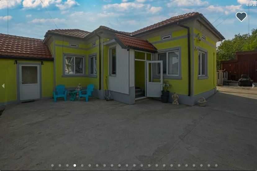 Продава се 90 м2 реновирана къща с 3000 м2 двор, на 18 км от гр Тервел
