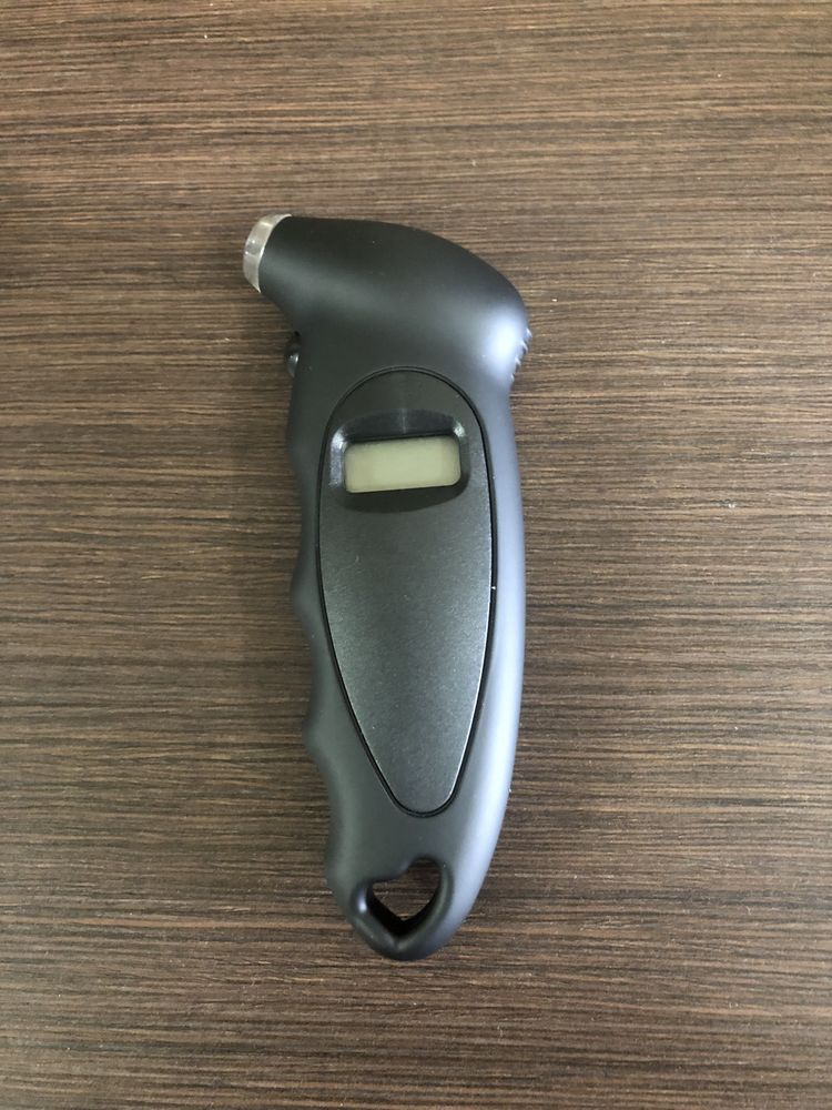 Манометър за гуми дигитален, LCD дисплей, черен