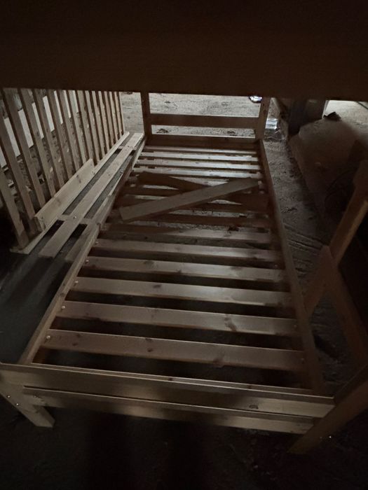 De vanzare pat supraetajat pentru copii