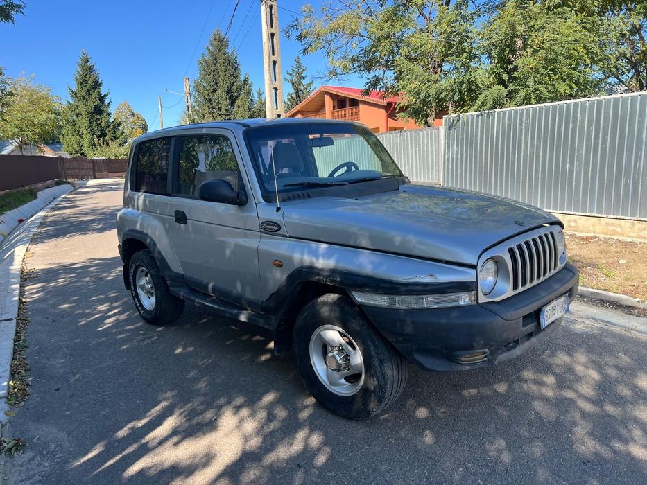 Jeep Mercedes Karando