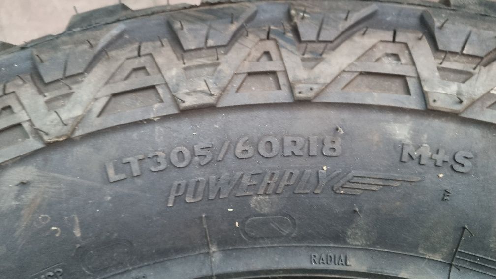 Anvelopa LT 305/60R18