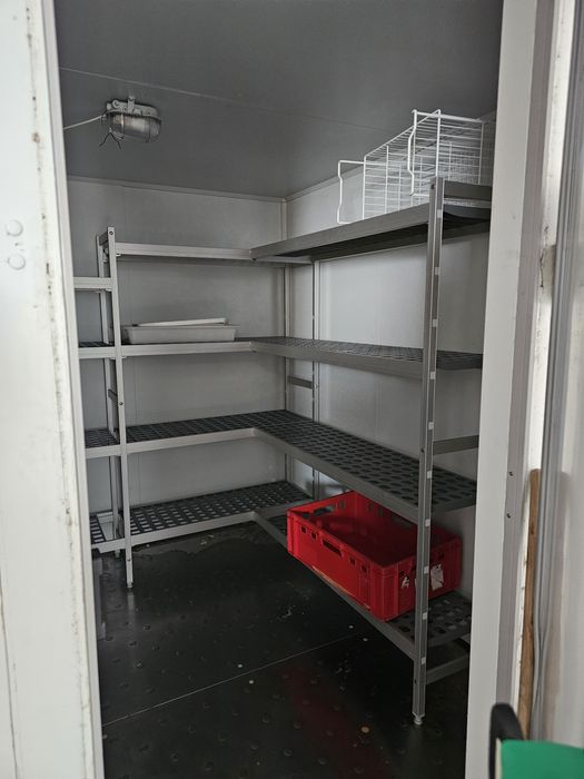 abstitor si o camera de frig -18