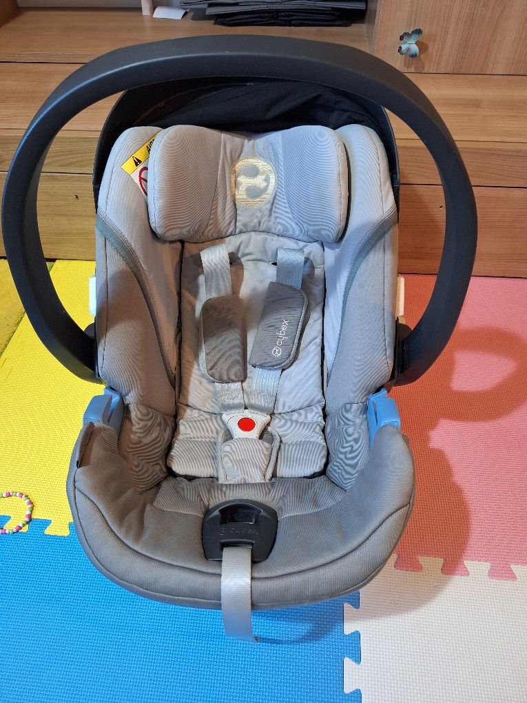 Scoica  auto Cybex Gold Aton 5
