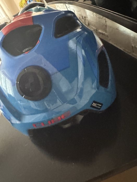 Vand casca stare foarte buna, 200 lei bucata, marime S si XXS