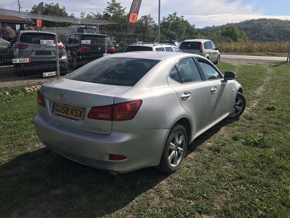 Dezmembrez Lexus iS 22 Diesel cutie manuala