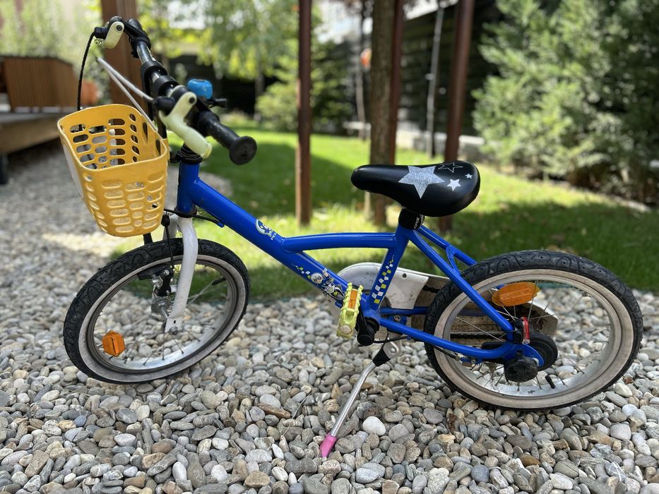 Bicicleta de copii cu roti ajutatoare