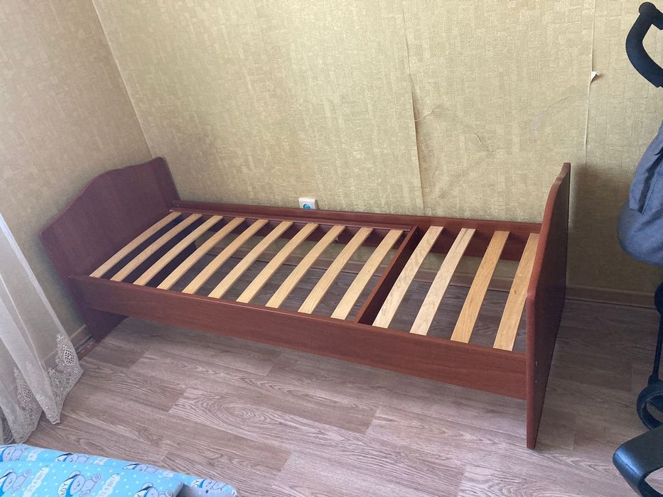 Кровать детская  175 на 70 см