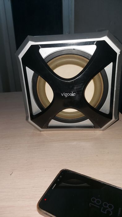 Музыкальнная колонка