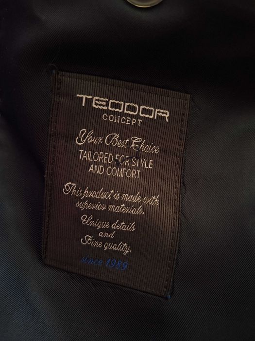 Сако и Панталон TEODOR