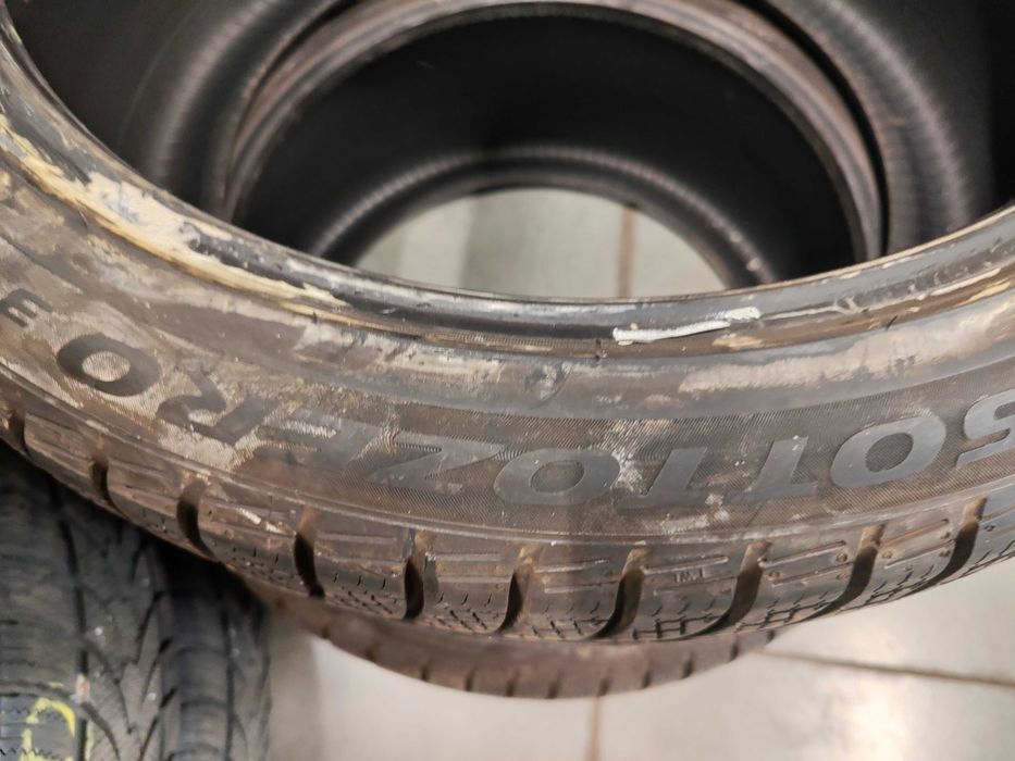 2бр. зимни гуми 285/35/20 Pirelli