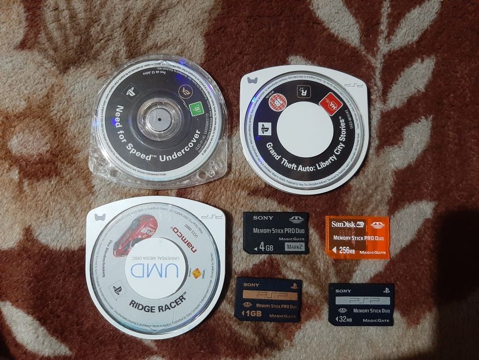 Vând psp 9 bucat la 250 lei in stare bună