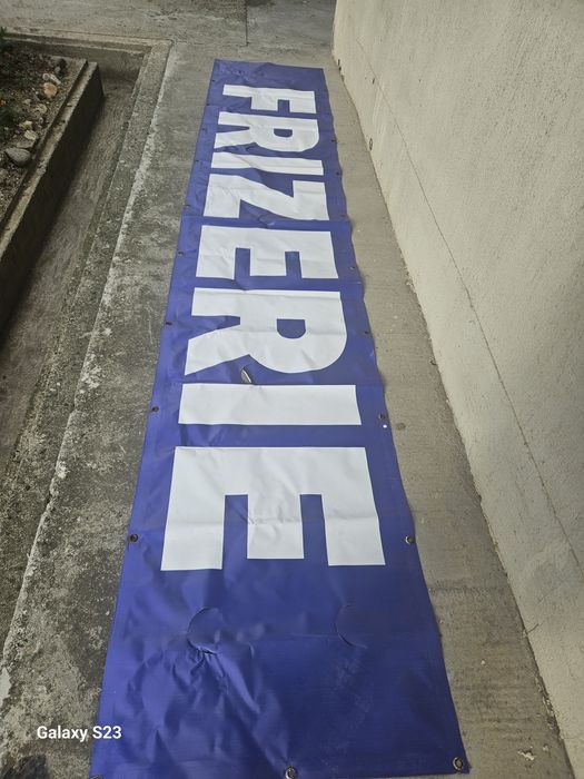 Reclama Frizerie luminata100 lei.BANNER FRIZERIE 3 M lungime.  100 lei