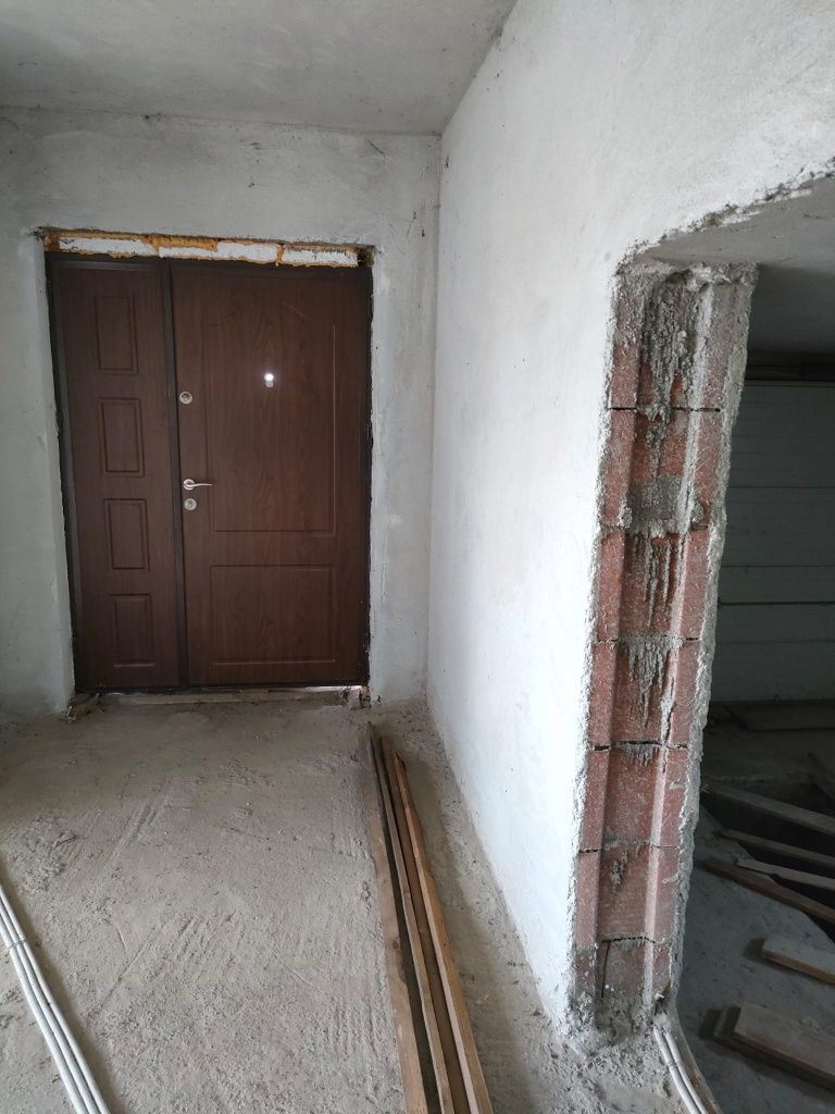 Casa de vânzare Laniste Burdujeni str.Traian Popovici  ,teren 16000m