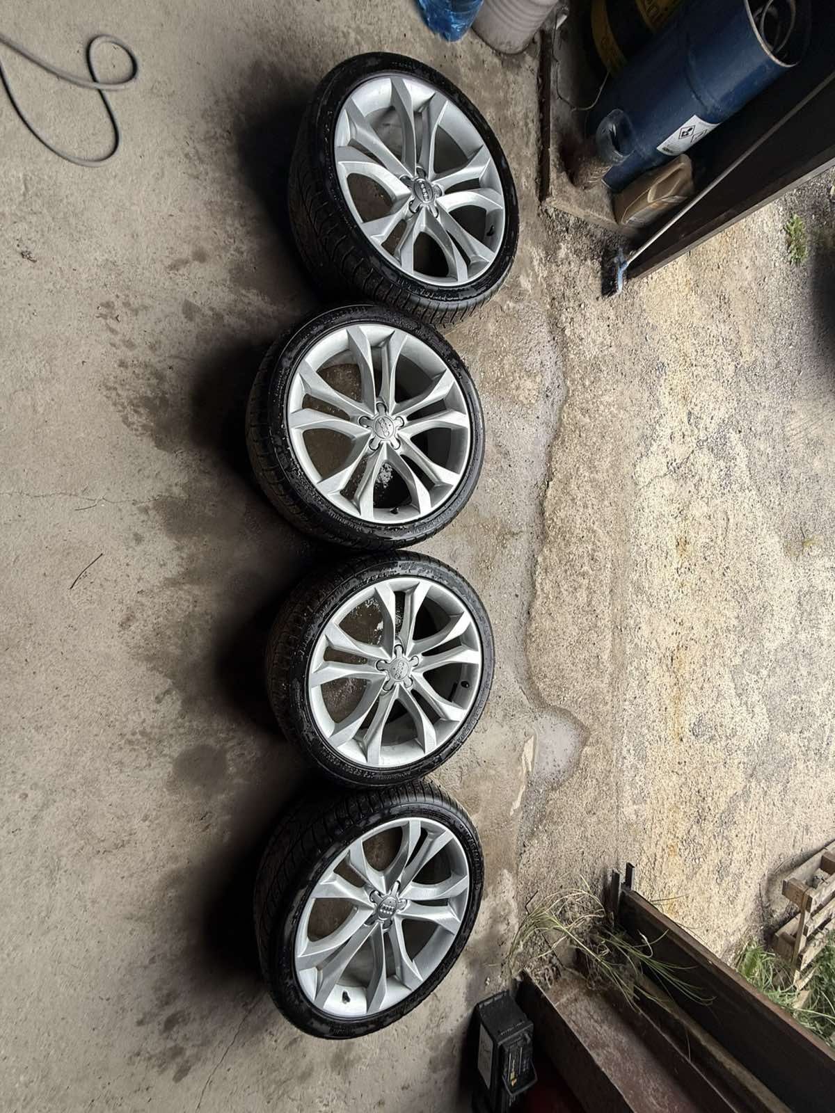 Оригинални джанти Audi S8 D3
