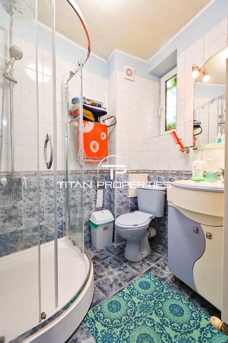 Къща за продажба в ж.к. Надежда 2