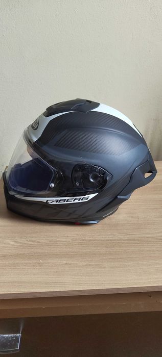 Женска каска за мотор