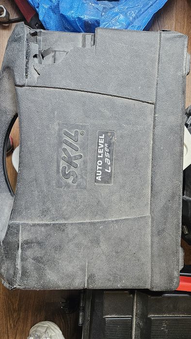 Лазерен ниеелир skil