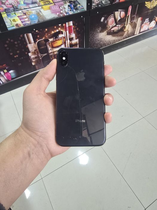 Srochno IPhone X 256g  sotiladi