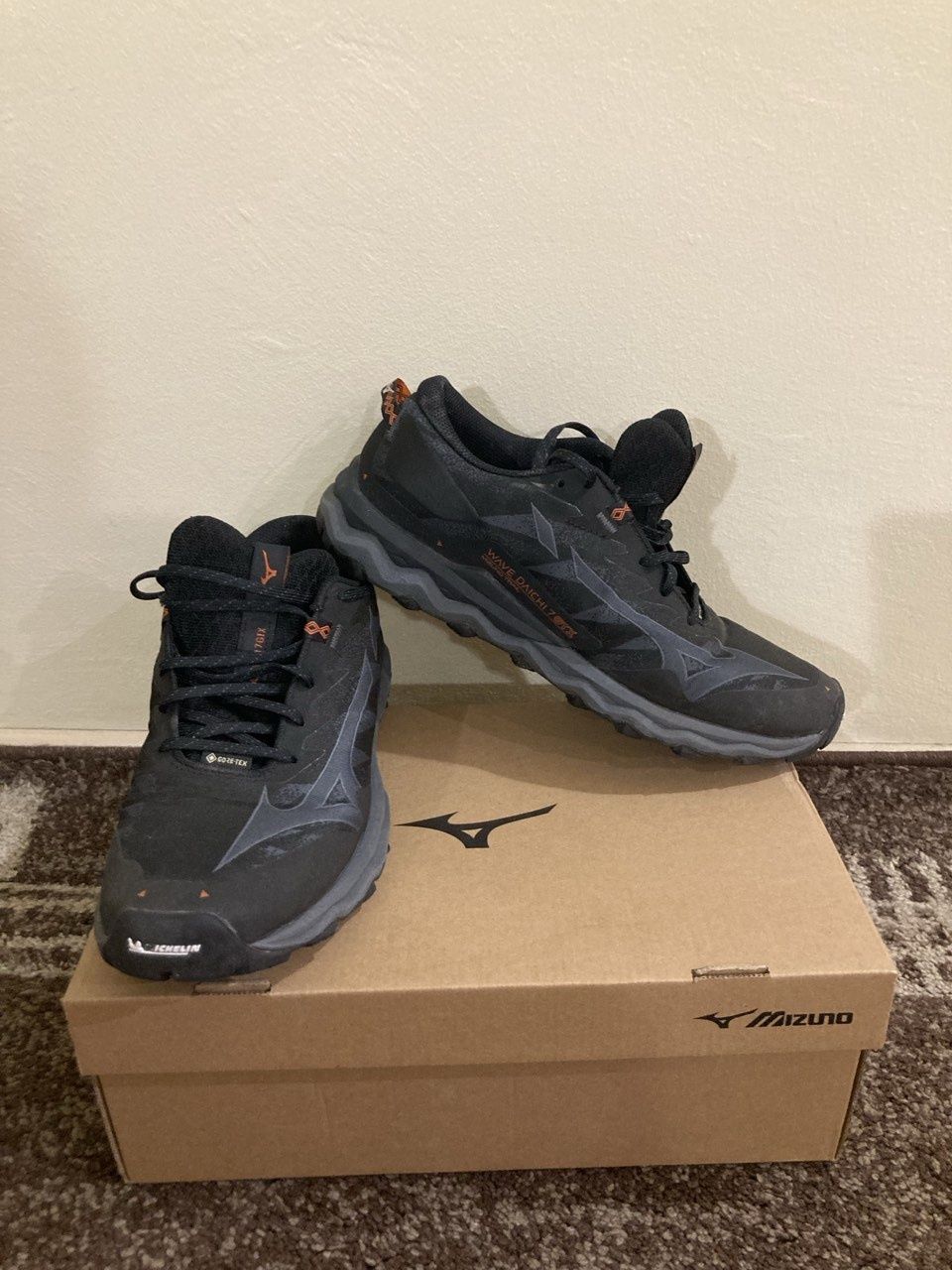 Оригинални Мъжки маратонки Mizuno Gore Tex - 41,5номер