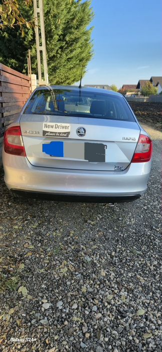 Vand Skoda Rapid 2015 Diesel 1.6