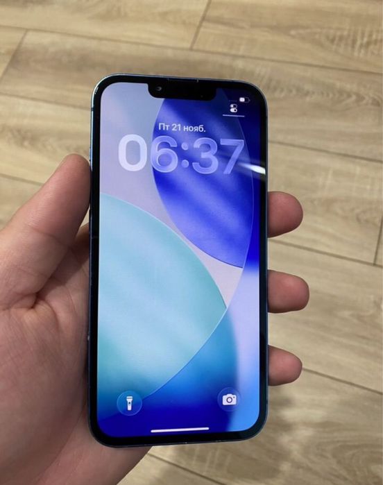 iPhone 13 128Gb с гарантией