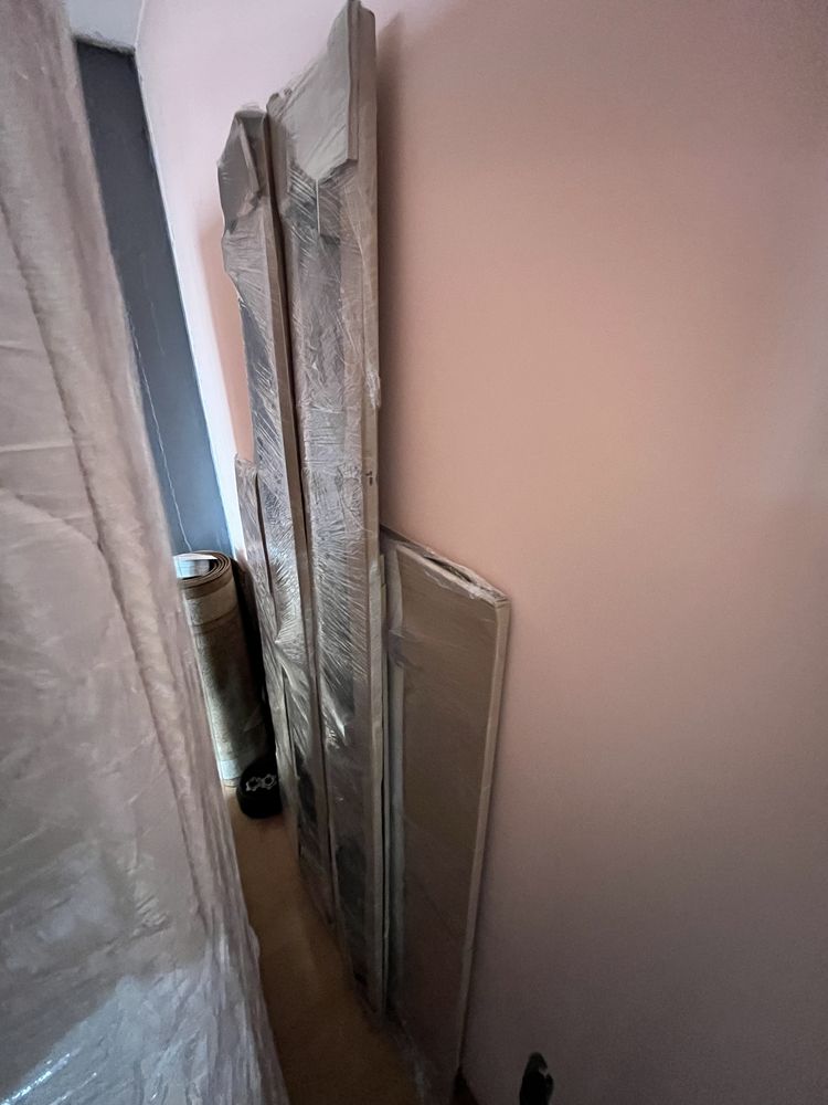Продавам спалня с матрак 140/200