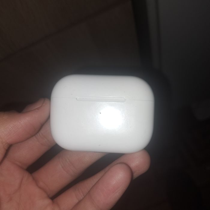Продаю airpods pro