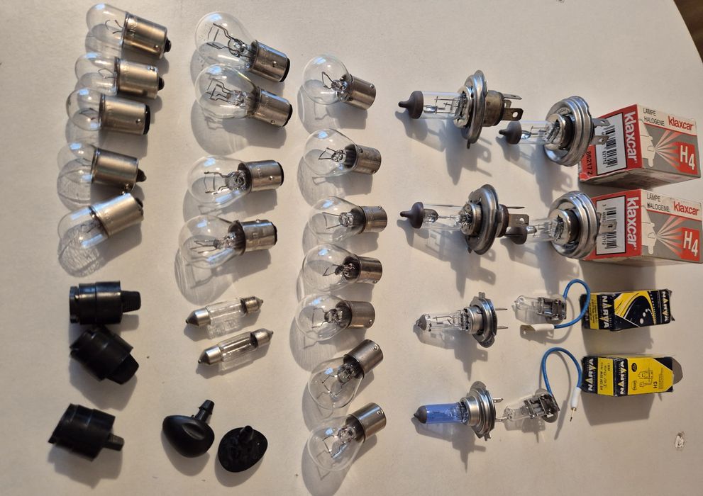 Lot becuri 12v diverse