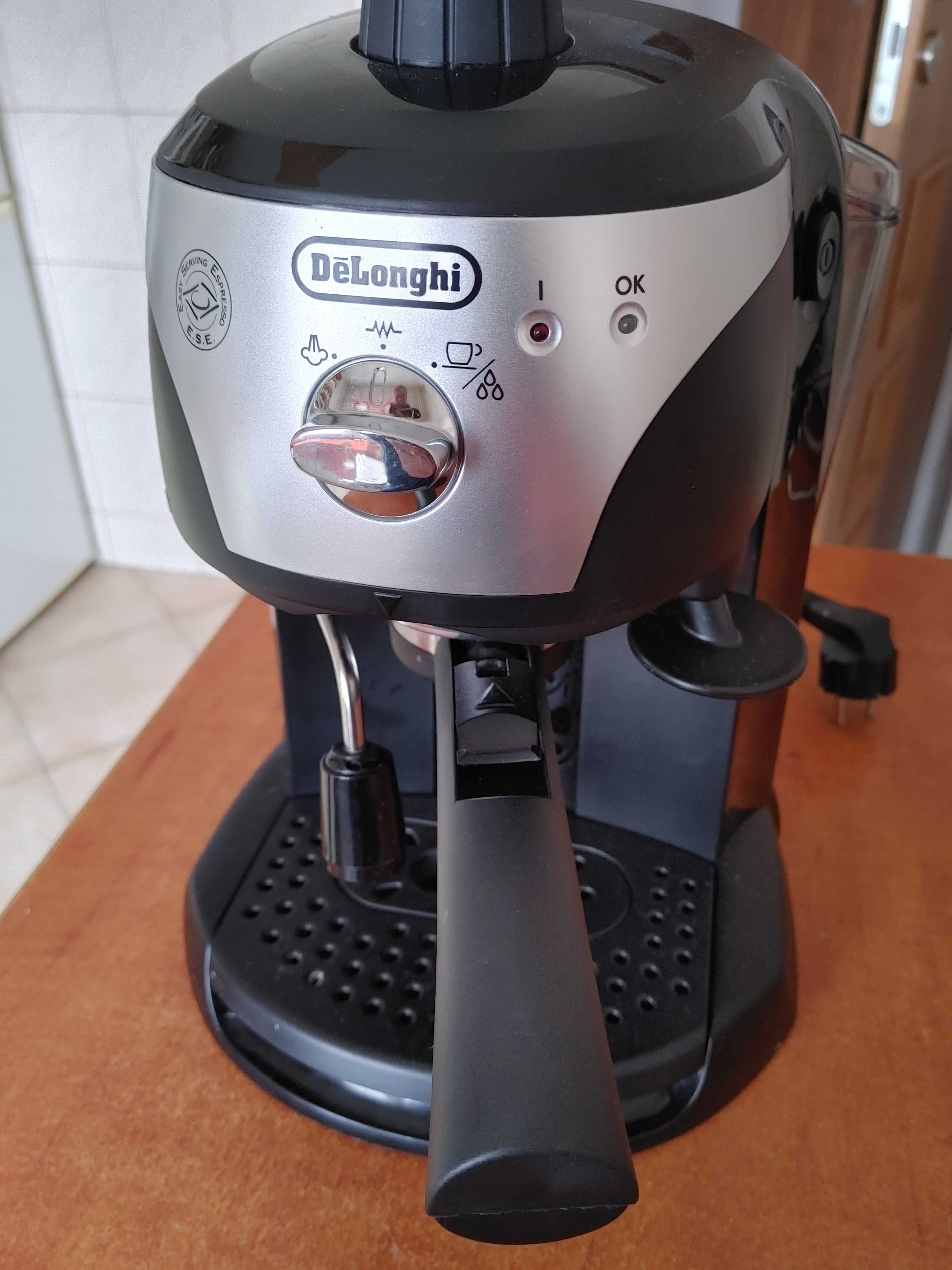 Espressor manual De'Longhi EC221.B, negru/ gri